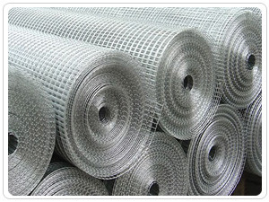Anticorrosive 3/4 Inch Welded Wire Mesh ความกว้าง 0.5-1.8m Machined Hot Dip Galvanized